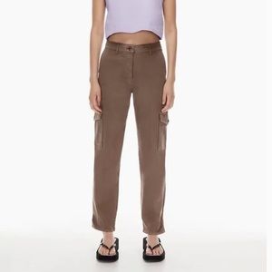 Aritzia Cargo Pants, Wilfred Free. Brown. Sz 00/XS